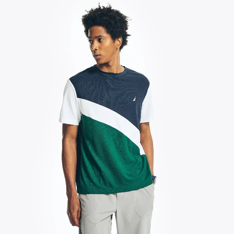 Nautica Mens Navtech Sustainably Crafted Colorblock T-Shirt