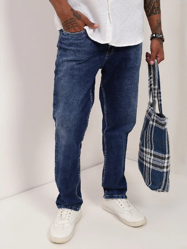 Men Blue Solid Straight Fit Jeans